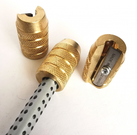Ascutitoare Simpla din Alama Grenade, M+R [3]