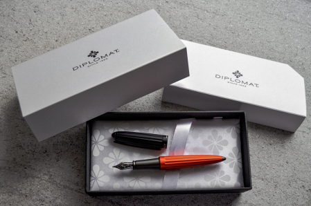 Stilou Aero Black Orange, Diplomat [3]