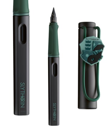 Nou! - Stilou Safari Slytherin – Ediție Specială Harry Potter, Lamy