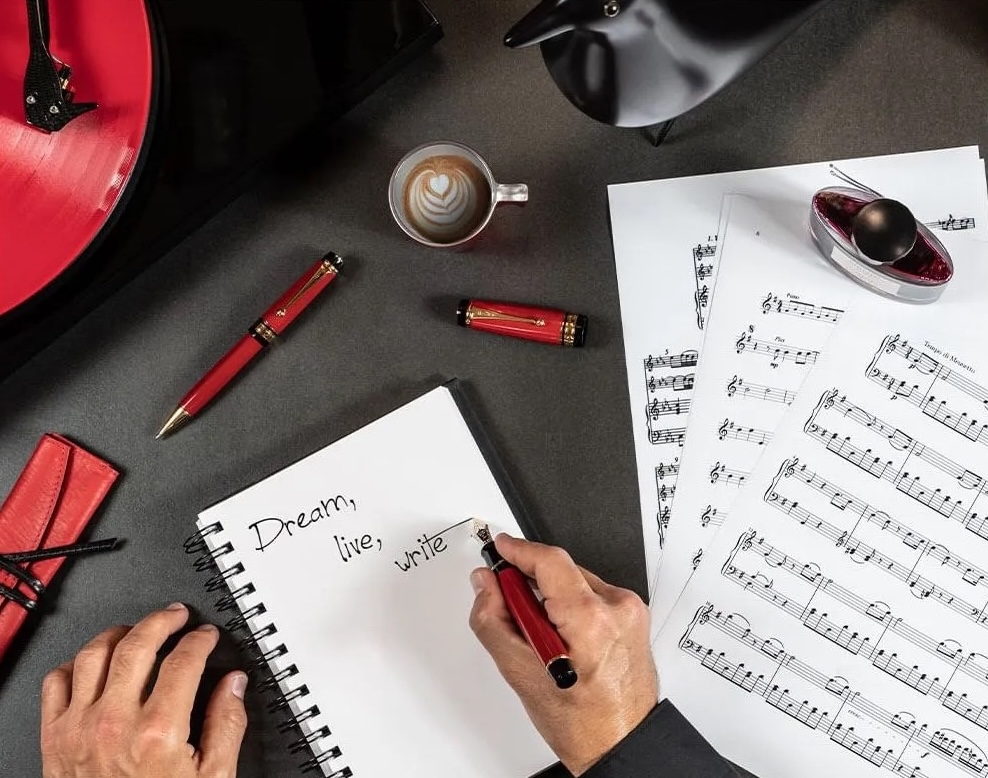 Pilot Urushi Red
