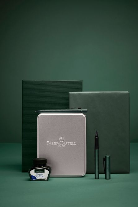 Set cadou stilou + pix + cerneala + convertor Faber Castell GRIP 2011 Green [2]