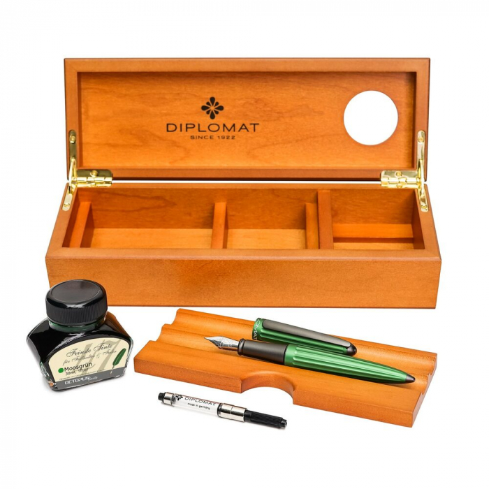 Fountain Pen Diplomat Aero Green Limited Edition M [12]