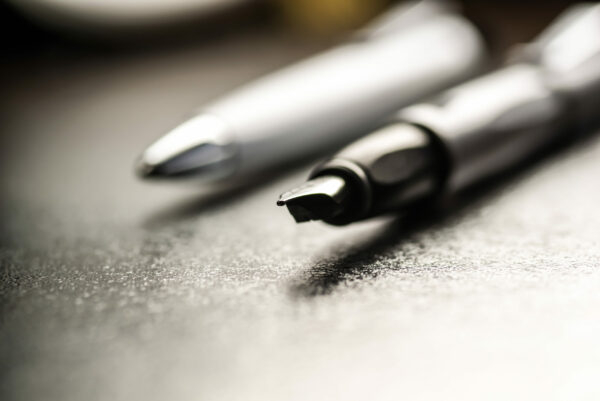 Fountain Pen Diplomat Magnum Pearl White F [6]