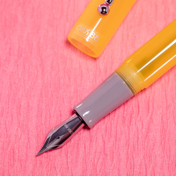 OPUS 88 Yellow Demonstrator 2021 Holiday Edition M [6]