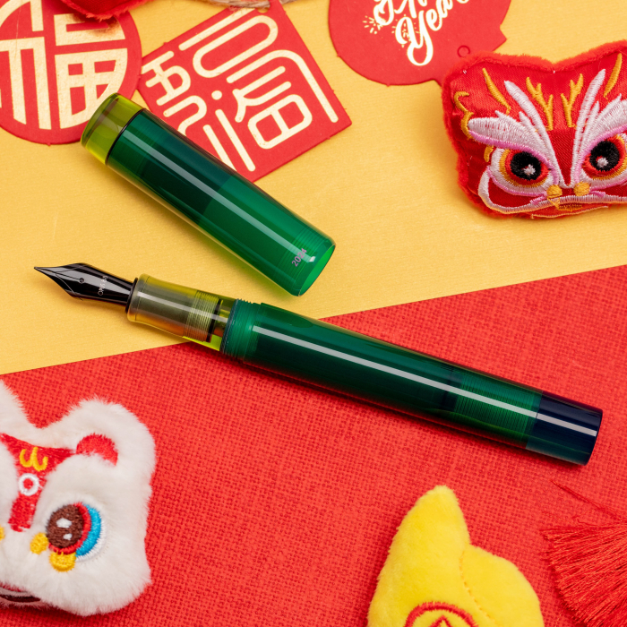 OPUS 88 Green Demonstrator 2024 Special Edition Black Nib B [6]