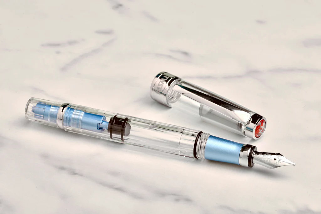 TWSBI Diamond 580 AL Iceberg M [3]