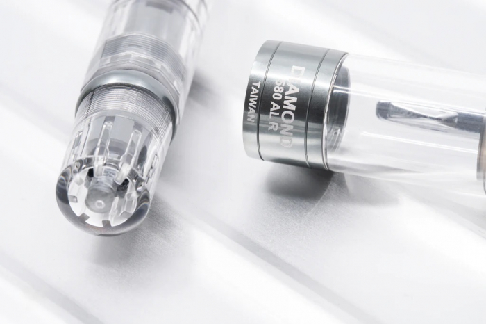 TWSBI Diamond 580 ALR Nickel Gray M [4]