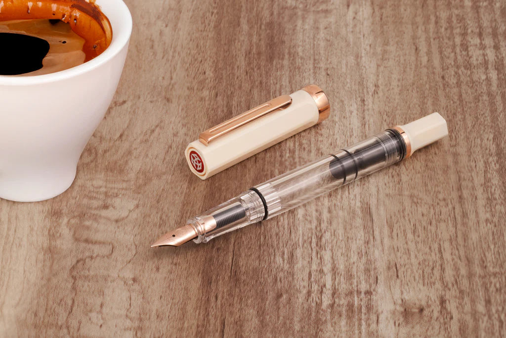 TWSBI ECO Creme RoseGold EF [4]