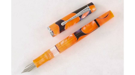 Noodler's 14076 Old Salem Acrylic Konrad Flex [1]