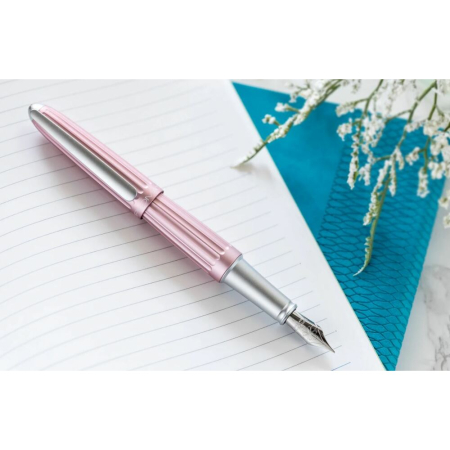 DIPLOMAT Aero Antique Rose M [5]