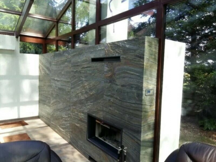 Burning Forest 122x305 cm (3,721 mp) [4]