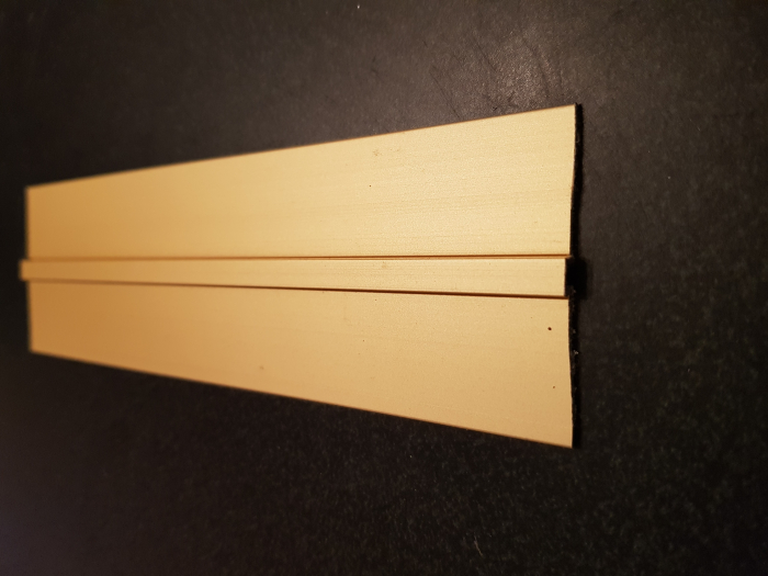 Profil metalic GOLD pentru delimitare 2,7 ml [8]