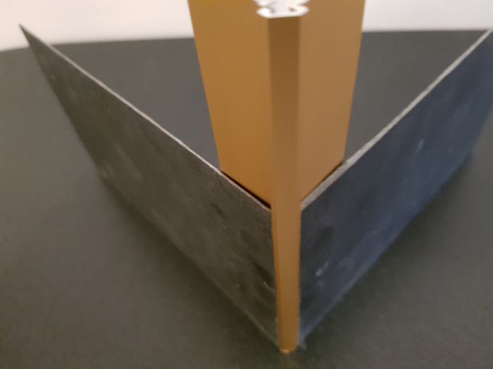 Profil metalic GOLD pentru colt exterior patrat 2,7 ml [6]