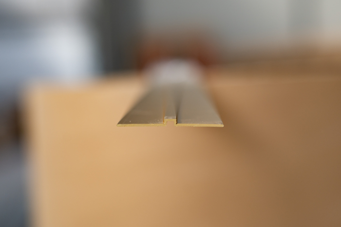 Profil metalic GOLD pentru delimitare 2,7 ml [2]