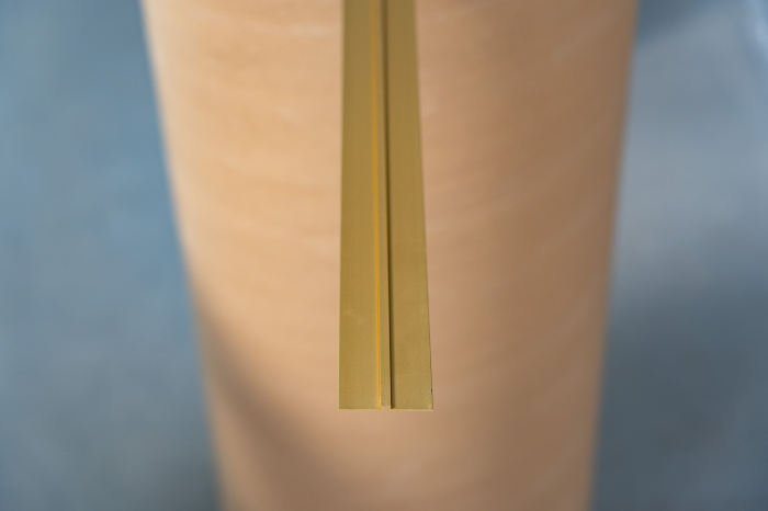 Profil metalic GOLD pentru delimitare 2,7 ml [3]