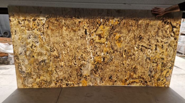 Translucid-S White 122x244 cm [4]