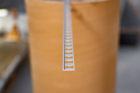 Profil metalic SILVER pentru finisare 2,5 ml [2]