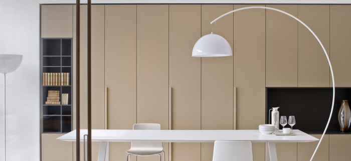 Lampa de podea cu picior arc si abajur din policarbonat L002T/BA [7]