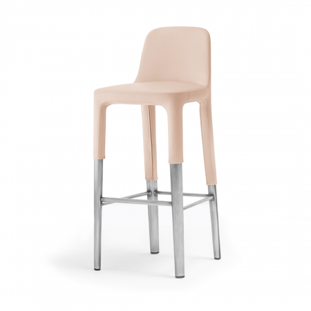 Mobilier bucatarie - Scaune de bar tapitate pe structura metalica ESTER 698