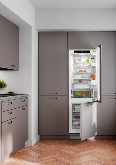 Combină frigorifică integrabilă cu EasyFresh şi NoFrost ICNd 5123 Plus NoFrost [4]