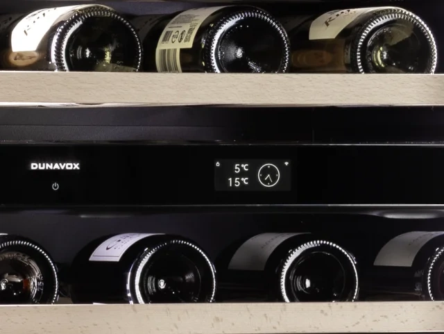 Vitrină de vin încorporabilă Dunavox DVP-44.120DB Prime, 2 zone, 44 sticle, 88,2 cm, clasa F, negru [6]