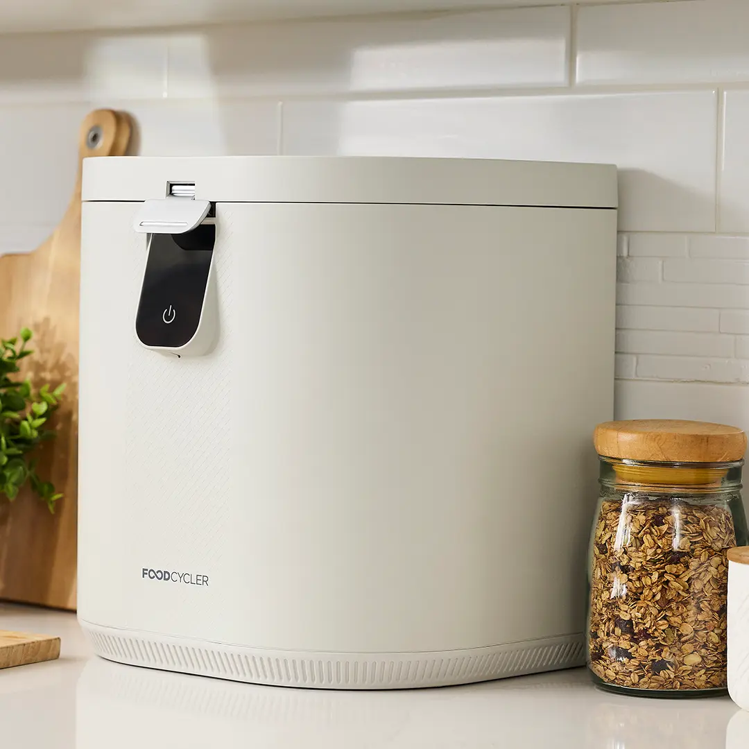 Aparat de reciclare a resturilor alimentare FoodCycler Eco 5, fără miros, 5 l, ciclu 4-9 ore, alb [8]