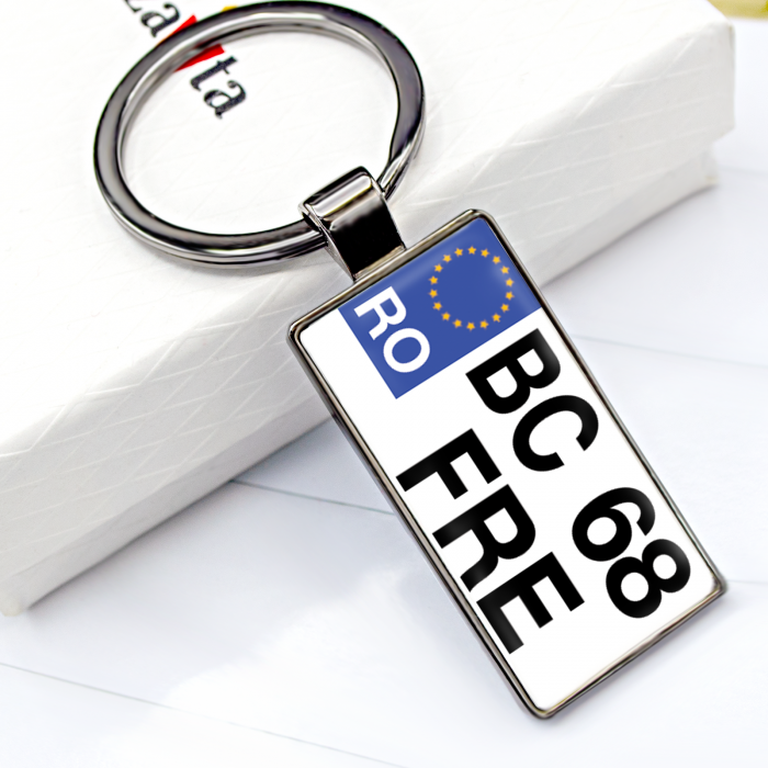 Breloc auto personalizat cu text,data si numar auto [3]