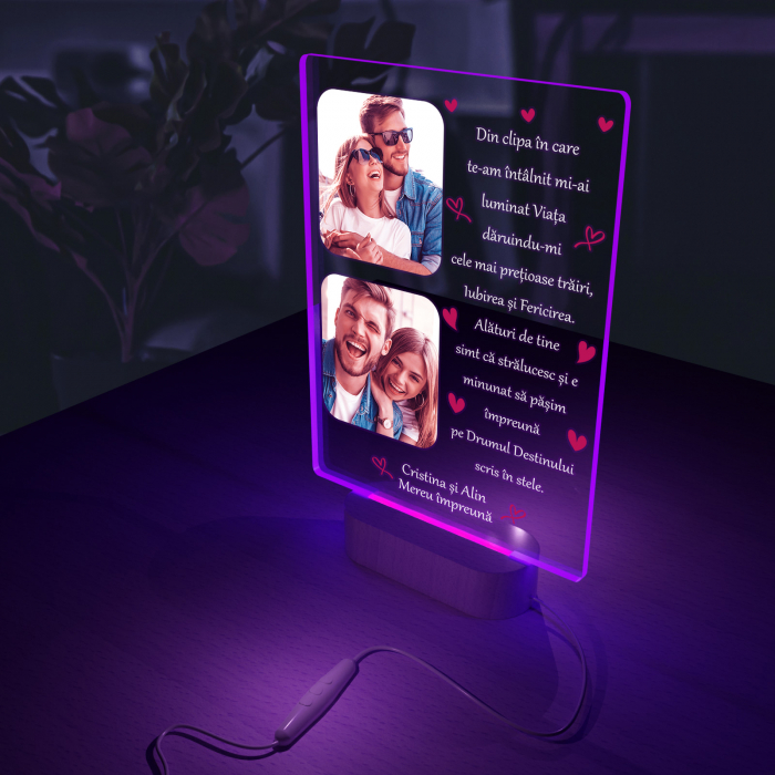 Lampa 3D iluminata cu baza din lemn model pentru indragostiti 2 poze si text [7]