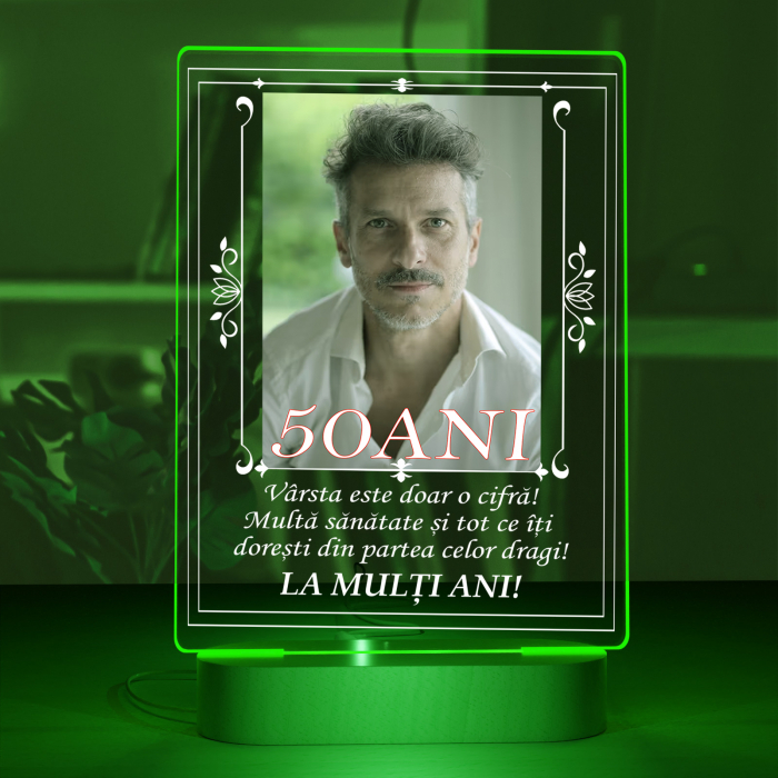 Lampa iluminata  3D cu baza din lemn o poza si text model pentru zi de nastere [7]