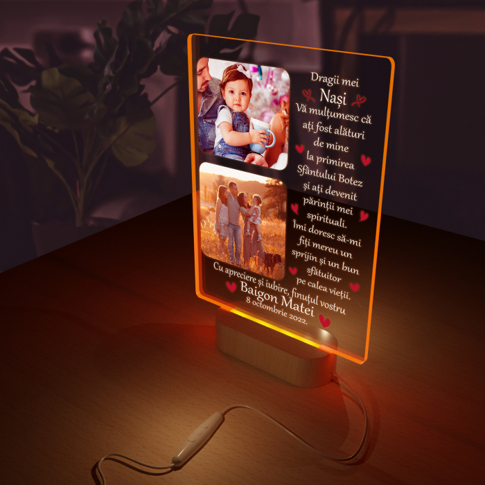 Lampa iluminata  3D cu baza din lemn 2 poze si text model pentru Nasi [5]