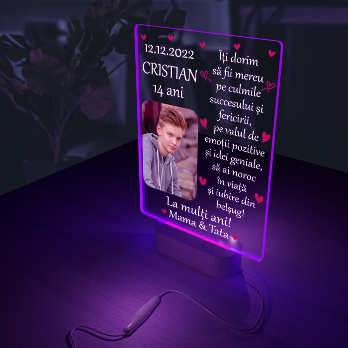 Lampa iluminata  3D cu baza din lemn o poza  text si data, model pentru copii [7]