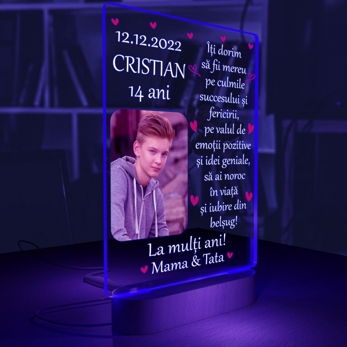 Lampa iluminata  3D cu baza din lemn o poza  text si data, model pentru copii [5]