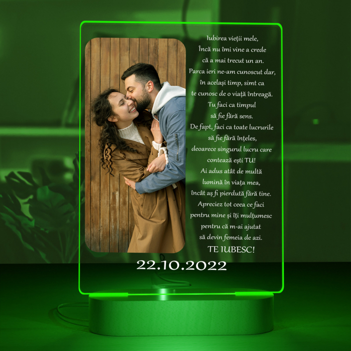 12.Lampa iluminata  3D cu baza din lemn o poza  text si data, model pentru Indragostiti [4]