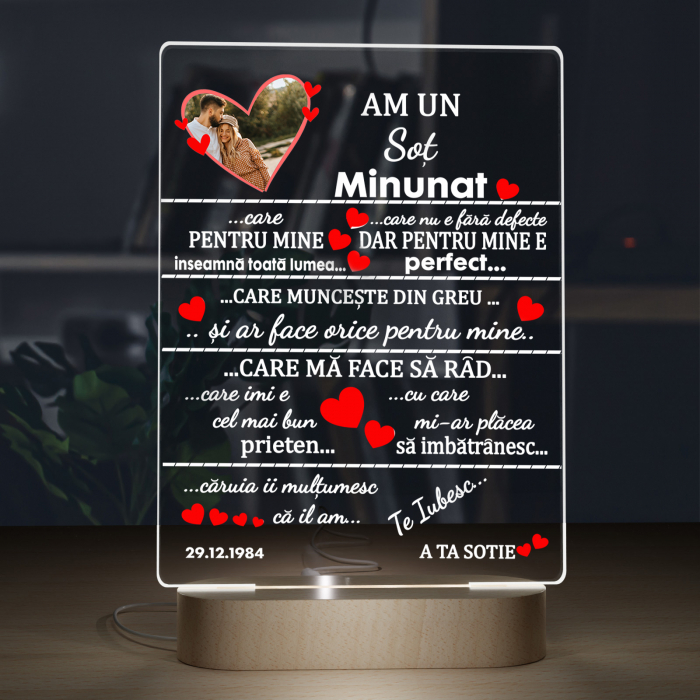 Lampa iluminata  3D cu baza din lemn  o poza si text model pentru Sot [2]