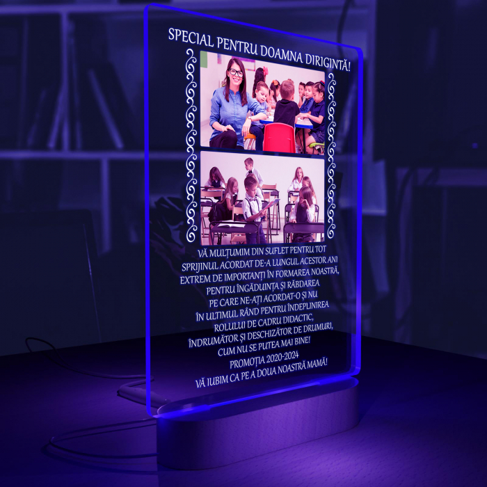 Lampa iluminata  3D cu baza din lemn 2 poze si text model pentru diriginta [6]