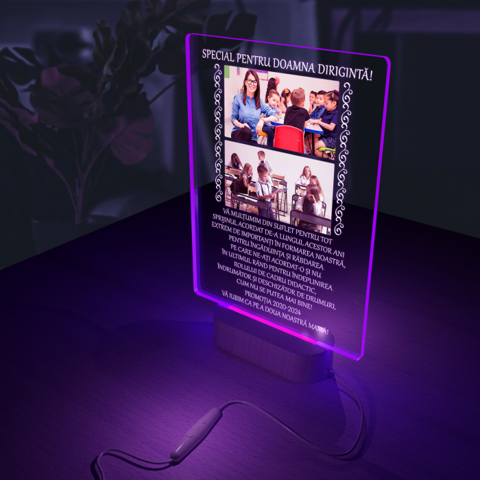 Lampa iluminata  3D cu baza din lemn 2 poze si text model pentru diriginta [7]