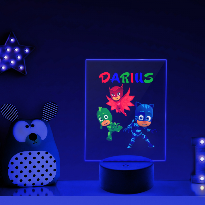 Lampa personalizata 3D eroi in pijama [1]