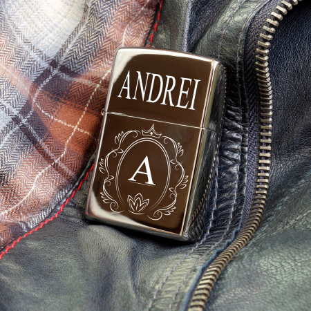 Bricheta personalizata cu initiala si nume [1]