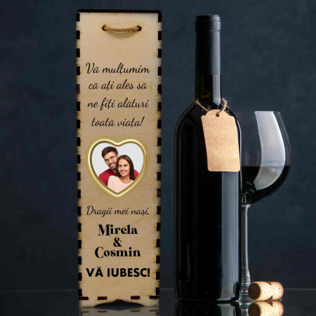 Cutie de vin personalizata cu model NASI cu o poza si text [0]