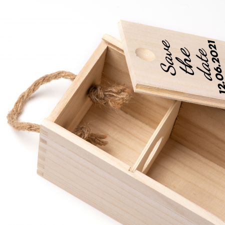 Cutie de vin personalizata cu model SAVE THE DATE cu o poza si text [2]