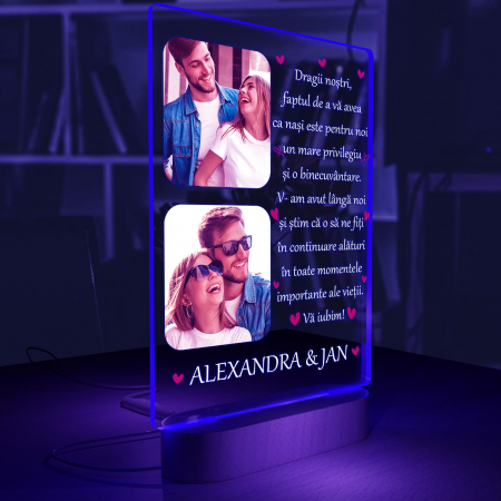 Lampi 3D personalizate - Lampa iluminata 3D cu baza din lemn 2 poze si text model pentru Nasi
