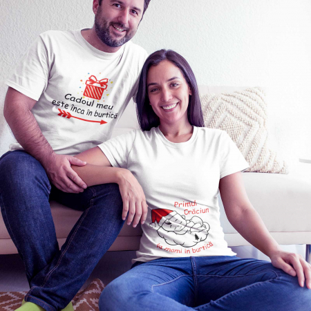 Set 2 tricouri personalizate cu modelul "Primul Craciun la mami in burtica" [0]
