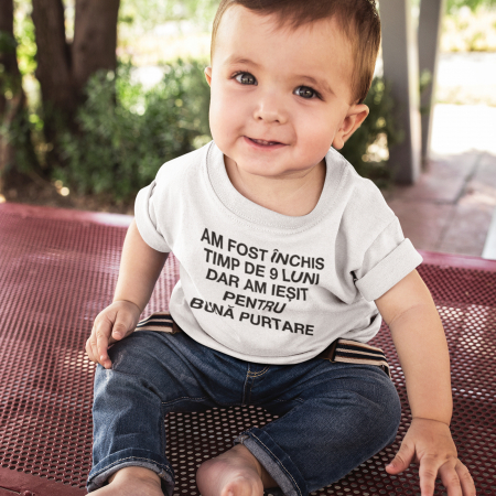 Tricou de copii am fost inchis timp de 9 luni dar...