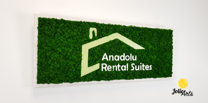 Logo Anadolu Rental Suites decorat cu licheni naturali stabilizati [4]