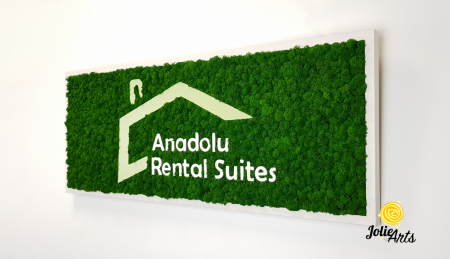 Logo Anadolu Rental Suites decorat cu licheni naturali stabilizati [1]