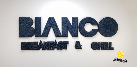 Logo Bianco, Breakfast & Chill, Decorat cu Licheni Naturali Stabilizati [2]