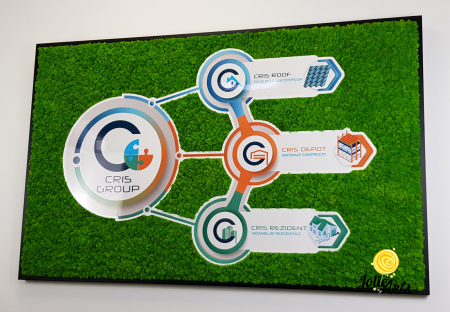 Logo Cris Group decorat cu licheni naturali stabilizati [4]
