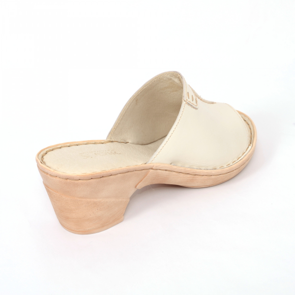 Papuci din piele naturala 315 Bej [3]