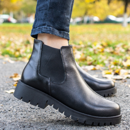 Ghete din piele naturala 616 Negru [1]