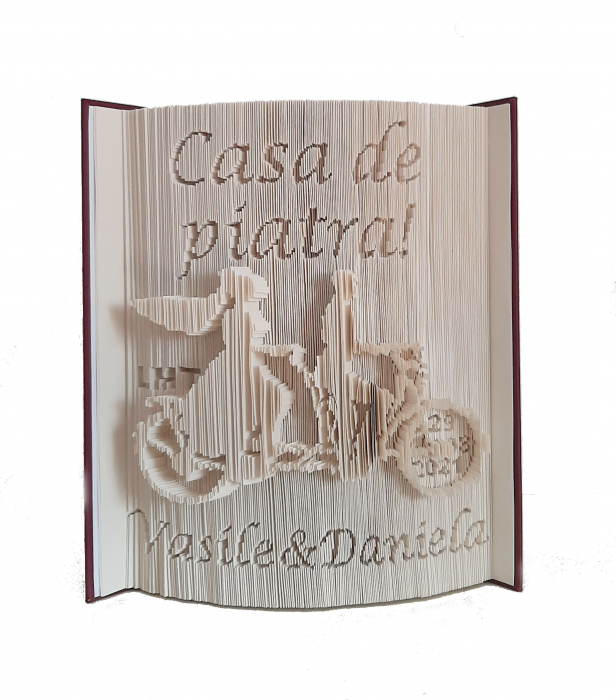 Carte sculptata Casa de piatra +numele mirilor [1]